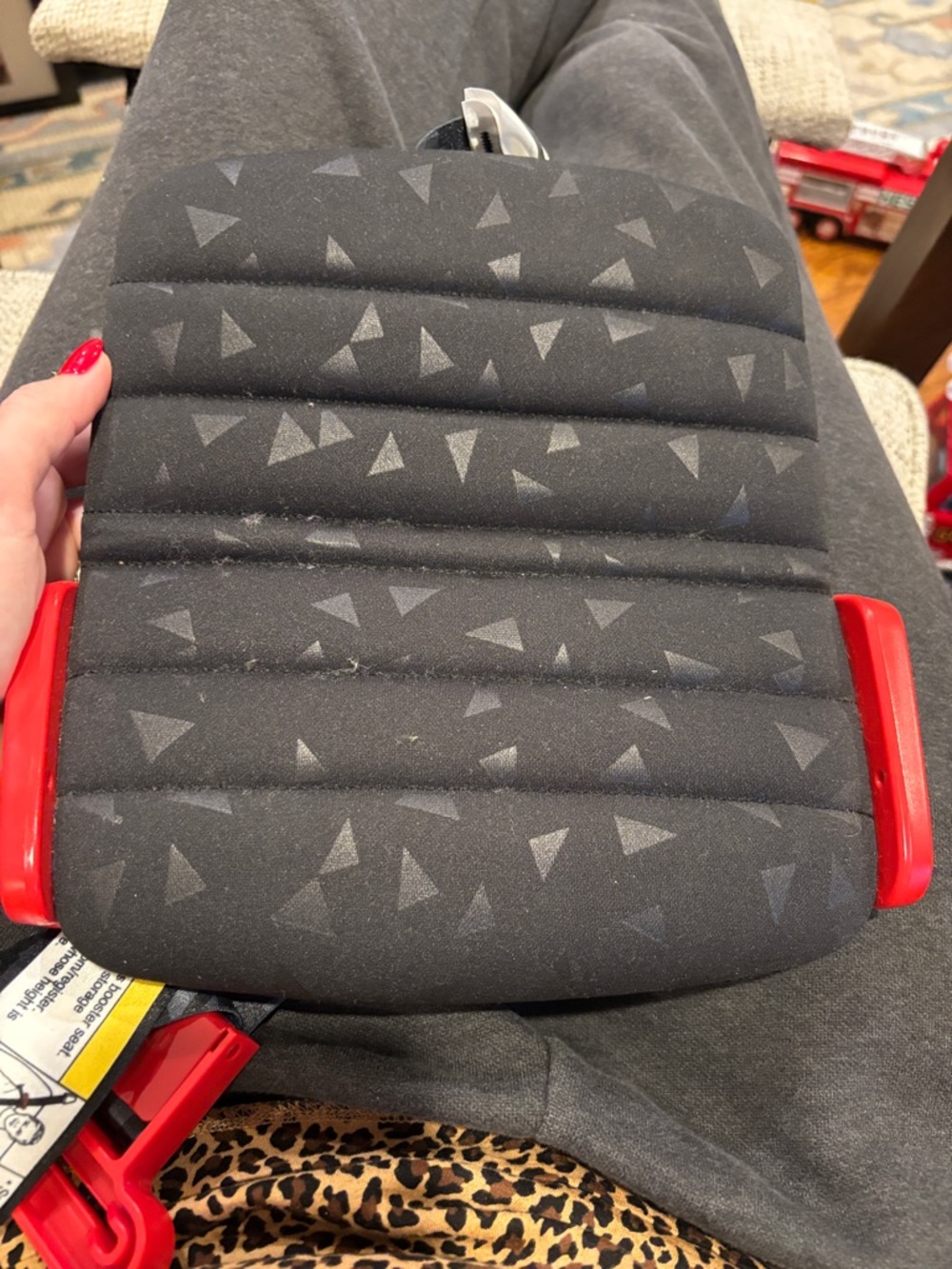 Mifold travel booster seat, almost new - Picture 2 of 4